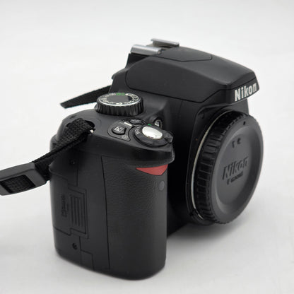 Nikon D60 10.2MP Digital SLR DSLR Camera