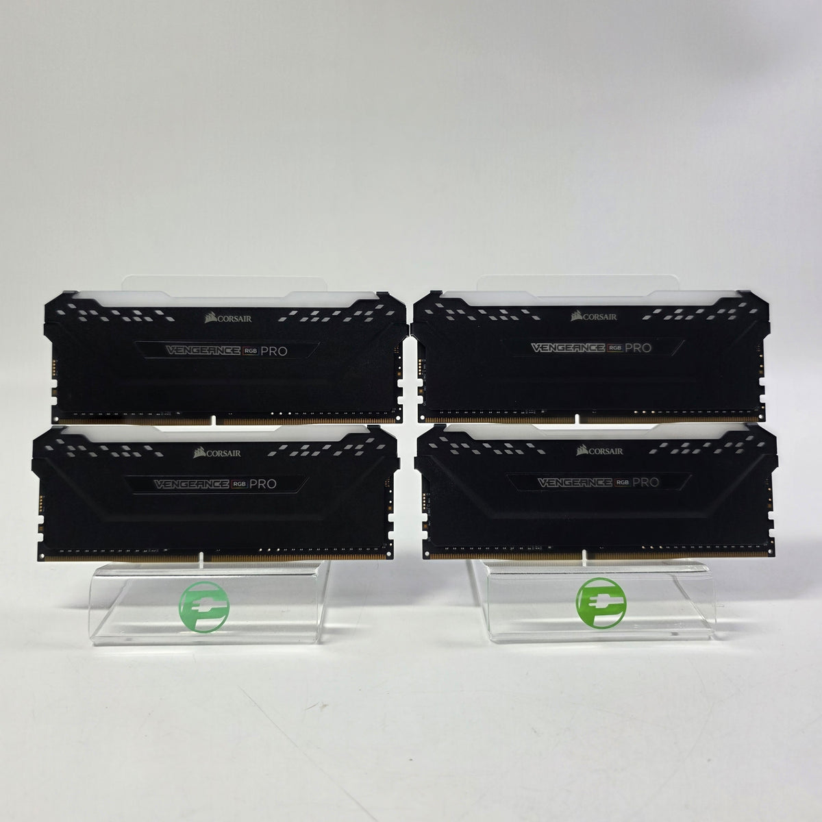 Corsair Vengeance RGB Pro 32GB (4x8GB) RAM DDR4 3200MHz CMW16GX4M2C3200C16