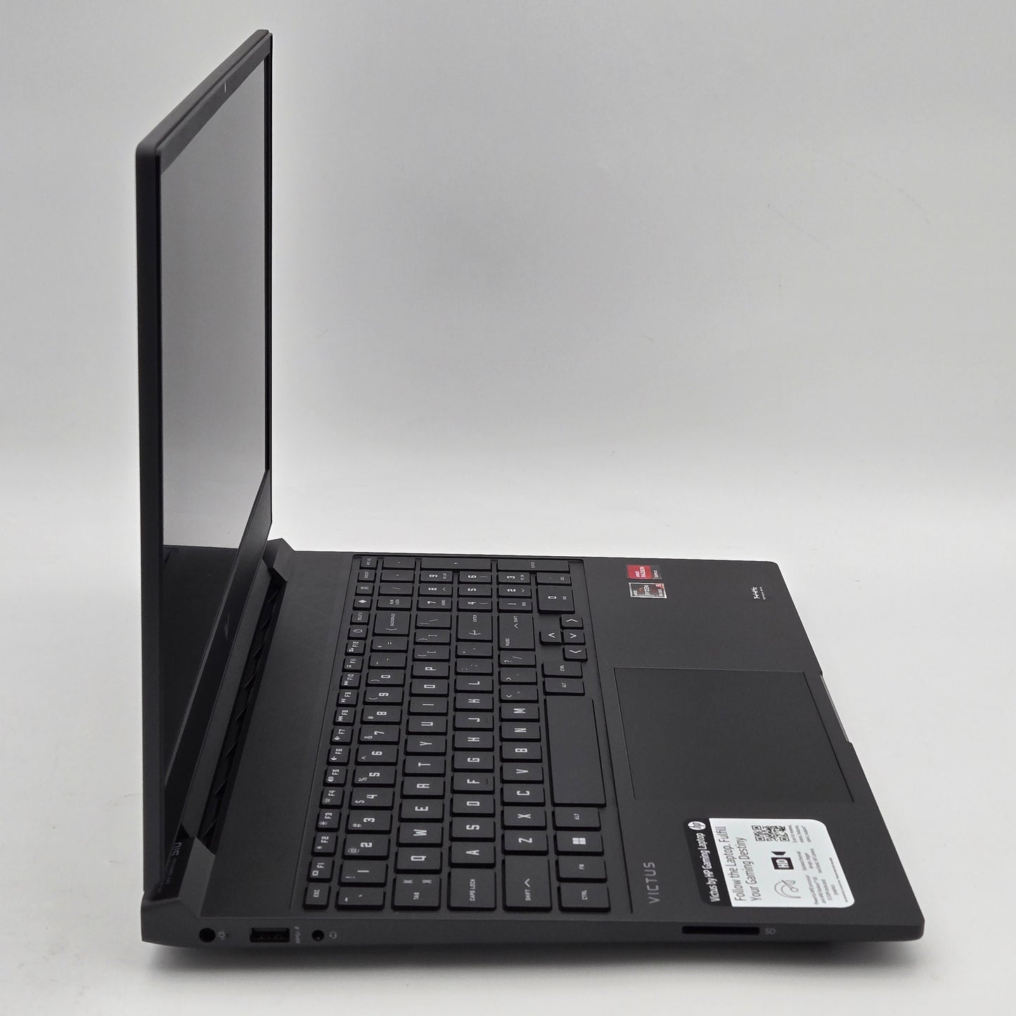HP Victus 15-B2063DX 15" Ryzen 7535HS 3.3GHz 8GB RAM 512GB SSD Radeon RX 6550M