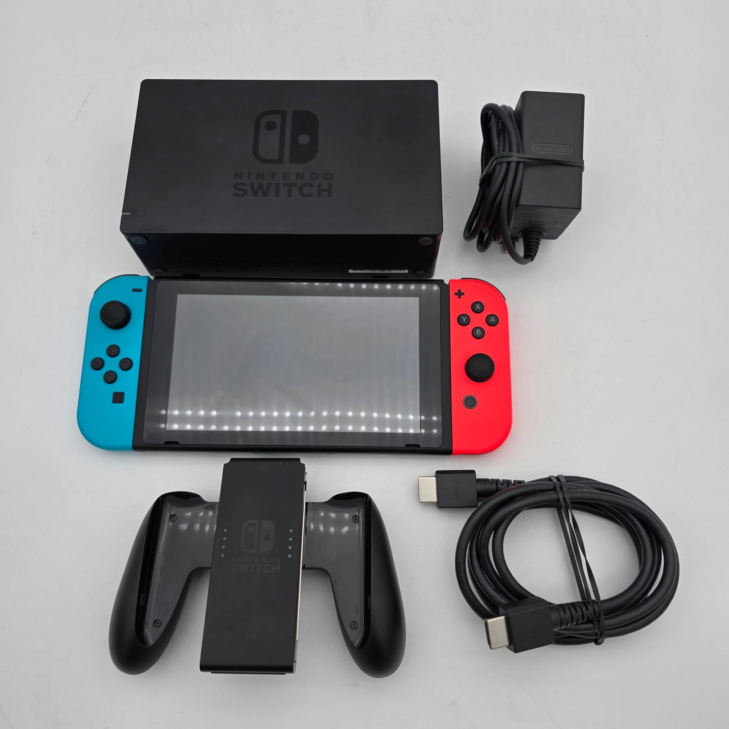 Nintendo Switch v2 Video Game Console HAC-001(-01)  Black
