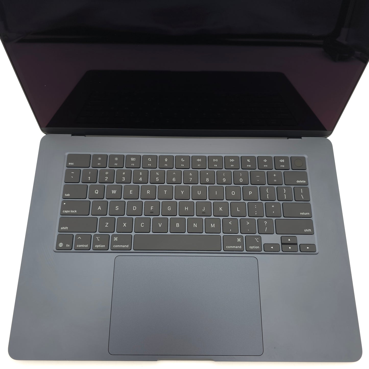 2025 Apple MacBook Air 15" M4 16GB RAM 512GB SSD MW1M3LL/A